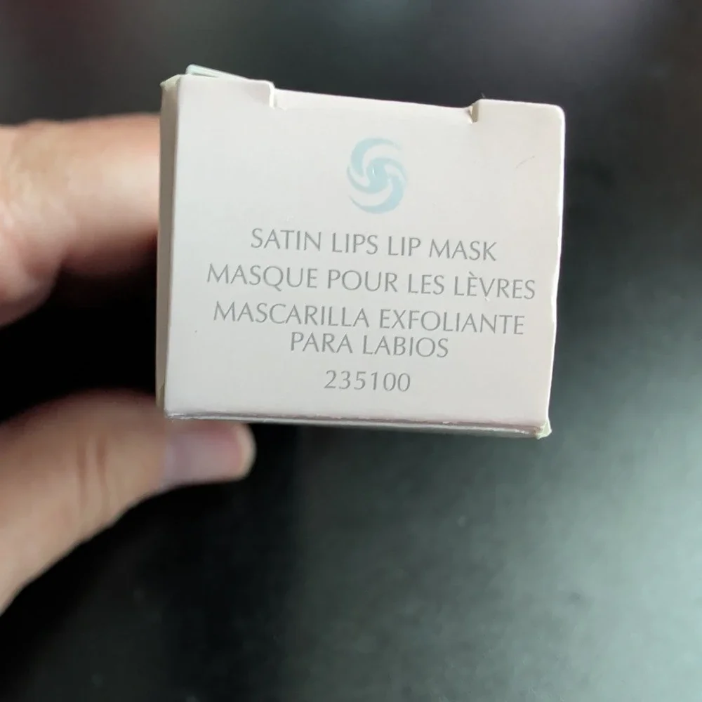 Mary Kay Satin Lips Lip Mask Exfoliating Treatment .3 oz 8g NIB 235100